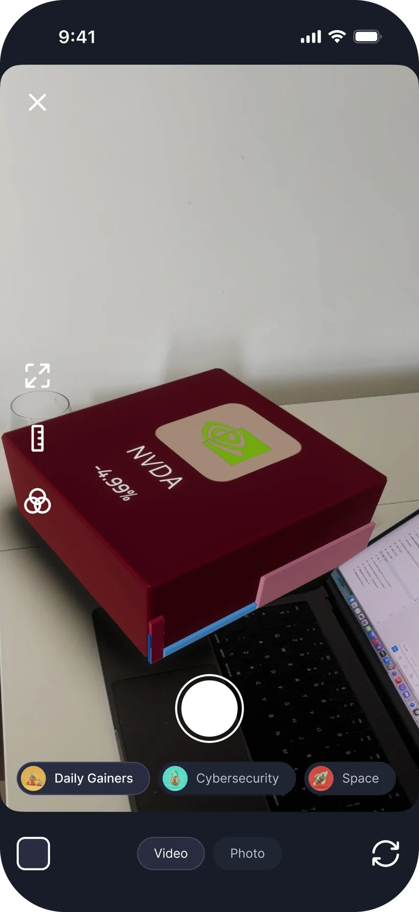 Actual Ape Maps mobile camera placing a 3D market block into a real-world environment